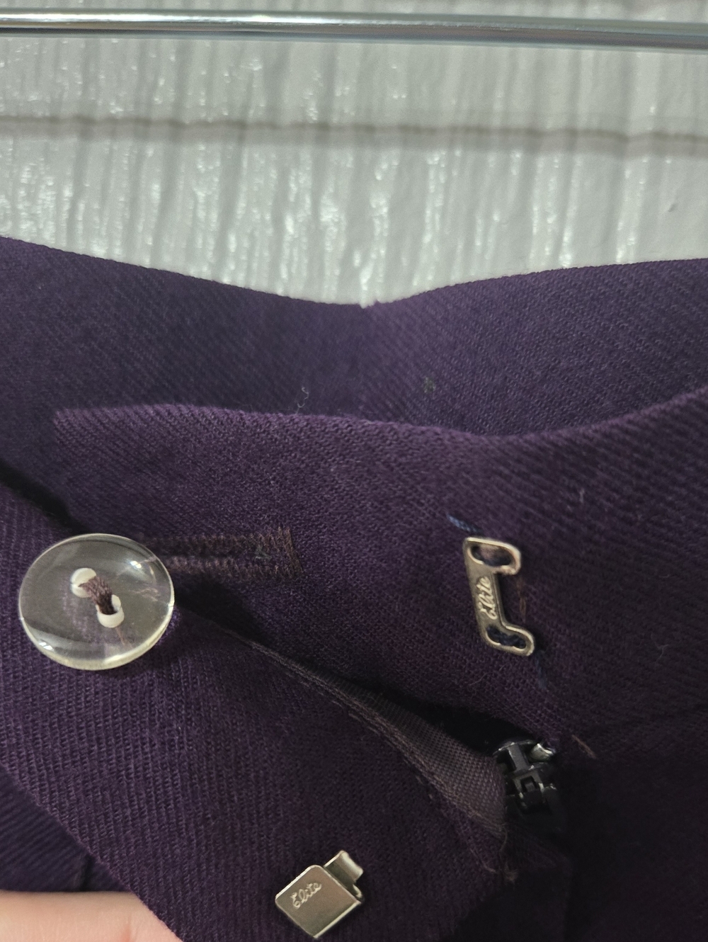 VTG Talbots 100% Wool Tartan Wrap Skirt 8P Purple Pleated USA Heritage Preppy - Picture 4 of 4